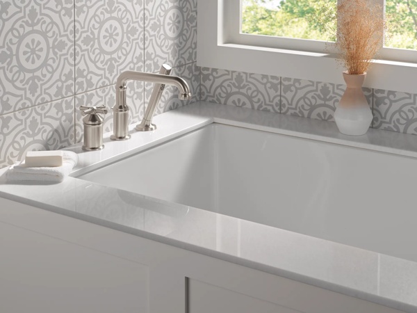 Thumbnail image of product: Three Hole Roman Tub Trim with Hand Shower - Less Handle